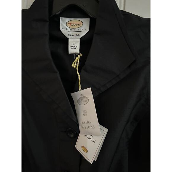Reposh (a bit small): NWT Talbots Size 2 100% Silk Sleeveless Tuxedo Blouse - Picture 10 of 12